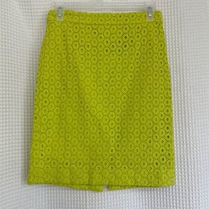 J CREW No. 2 Pencil Women’s Chartreuse Lime Green Eyelet Pencil Skirt. Sz 00